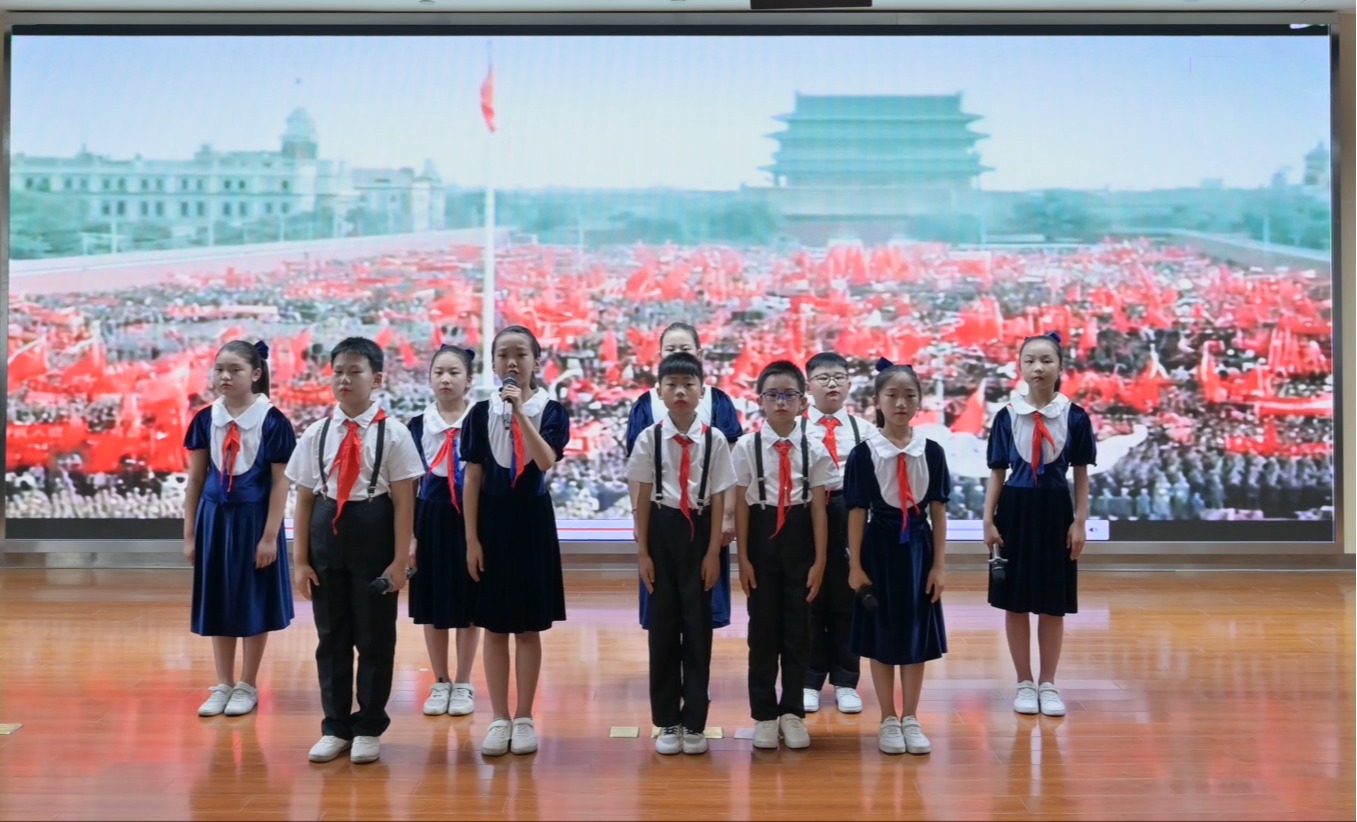 学校附属小学天水路小学学生朗诵作品《腾飞的中国》